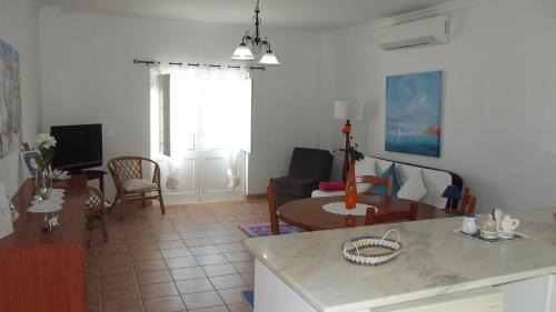 Olhao Apartment | Family Floripes House
