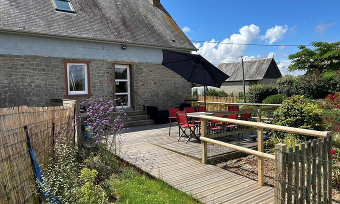 Le Val-Saint-Pere Cottage | Family-Friendly Cottage with Terrace, Garden, and Baby Equipment Near Mont St-Michel