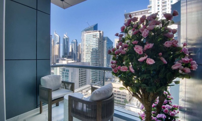 Dubai Marina Apartment | Family-Friendly 4BR Marina Home – Prime Dubai Location