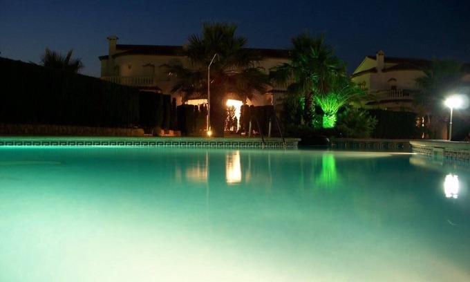 Miami Platja House | Family friendly air-conditioned, luxury class holiday house with pool for rent