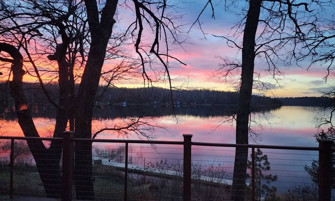 Waubun Cabin | Family-friendly Cabin. Beautiful And Fun In All Seasons!