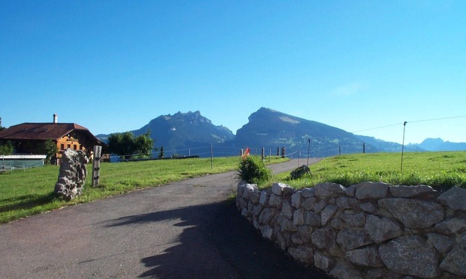 Aeschi bei Spiez Apartment | family-friendly apartment near Spiez and Interlaken, max. 4 persons