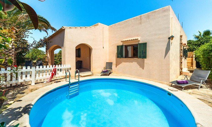 Cala Llombards Villa | Family-friendly villa with pool - Casa Mediterranea I