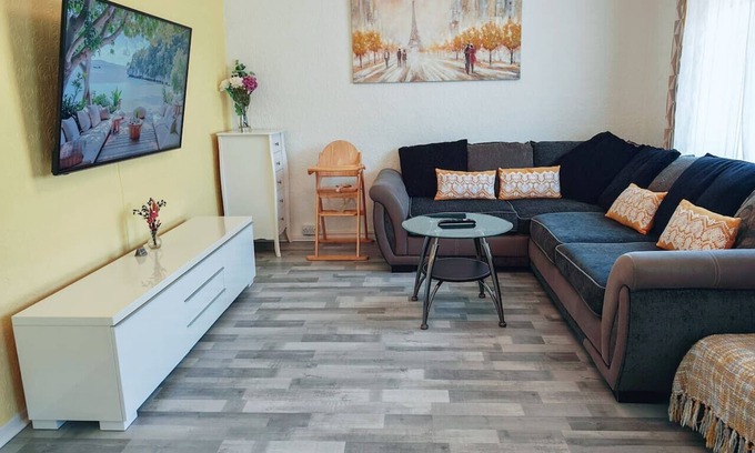 Baglan House | Family-friendly escape near beach and countryside