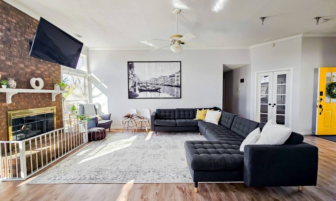 Matthews House | Family-Friendly Gem near Uptown