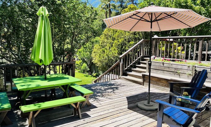 Fairfax House | Family Friendly Home! Hike, Bike, Tour, Relax. This is IT!
