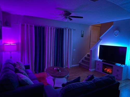 Windwood Bay House | Family-Friendly Home Near Disney!