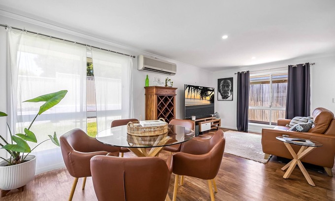 Buderim House | Family-Friendly Home with Private Pool and BBQ