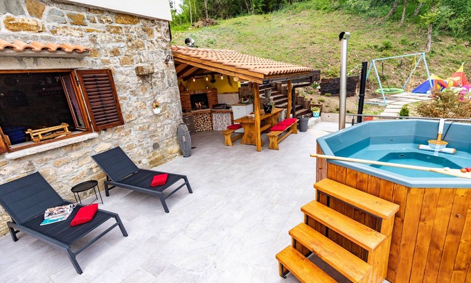 Lanisce House | Family friendly house with a parking space Rašpor, Central Istria - Središnja Istra (K-21878)