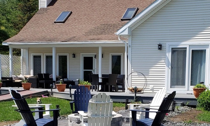 Silver Bay House | Family friendly Lake George rental. Approved Hague Rental,
