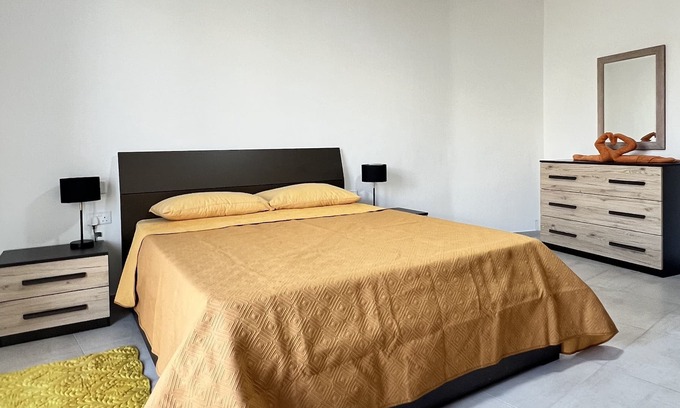 Zurrieq Apartment | Family-friendly