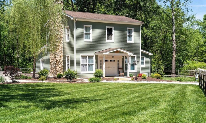 Sparta House | Family Friendly, Pet Friendly, Lake Access, Private