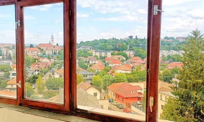Tirgu Mures Apartment | Family friendly property with quick access to all city landmarks