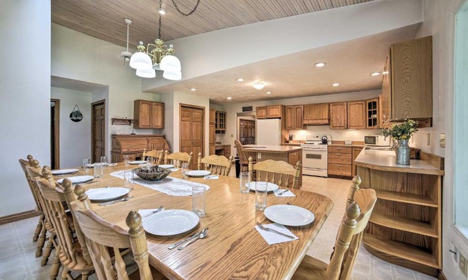 Bronson House | Family-Friendly Retreat on Long Noble Lake!