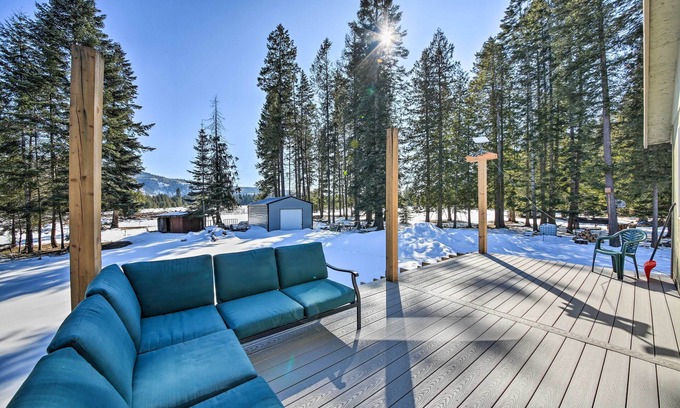 Sagle House | Family-Friendly Sagle Vacation Rental w/Deck