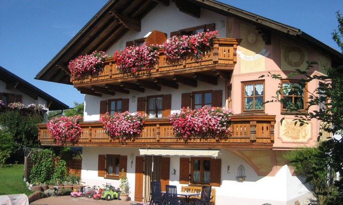 Ingenried Apartment | Family-Friendly Stay