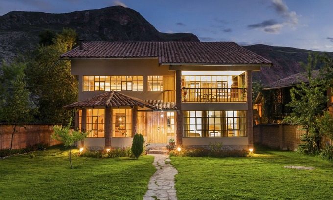 Urubamba House | Family friendly—Work friendly