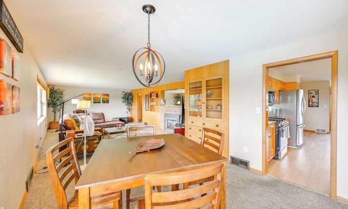 Yakima House | Family-Friendly Yakima Escape w/Yard & Pool!