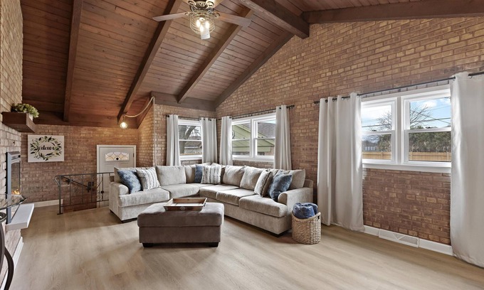 Downers Grove House | Family, Friends and Fun Chicago Getaway