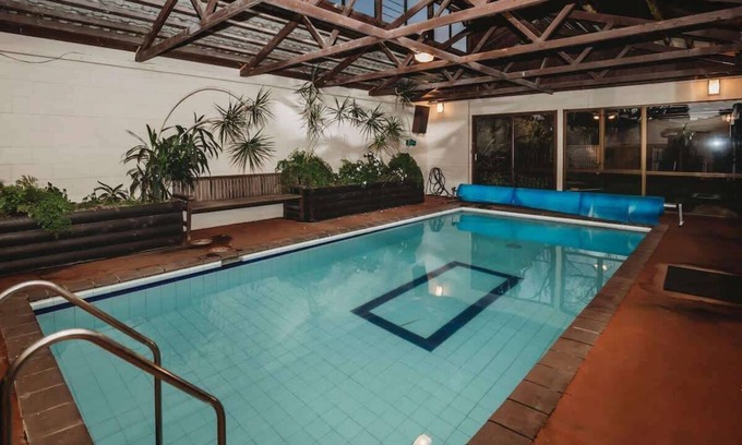 Bell Block House | Family Fun Home with Indoor Pool