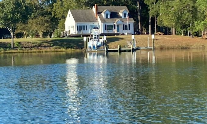 Deltaville House | Family fun on Jackson's Creek