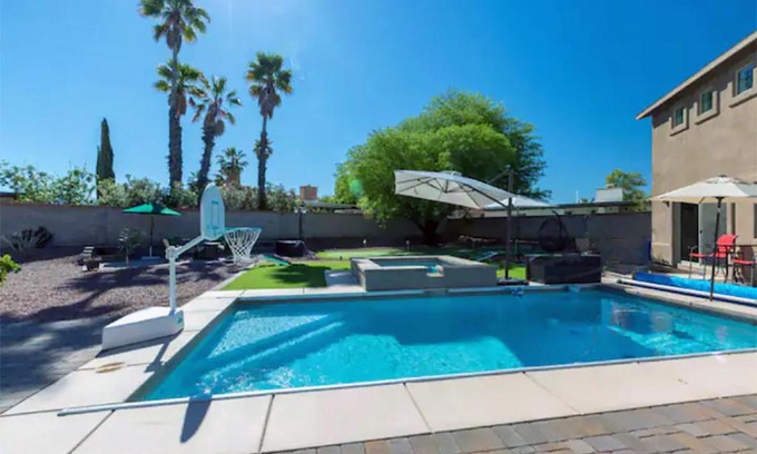 Tucson House | Family Fun Vacation, Heated Pool, Gameroom, Sauna