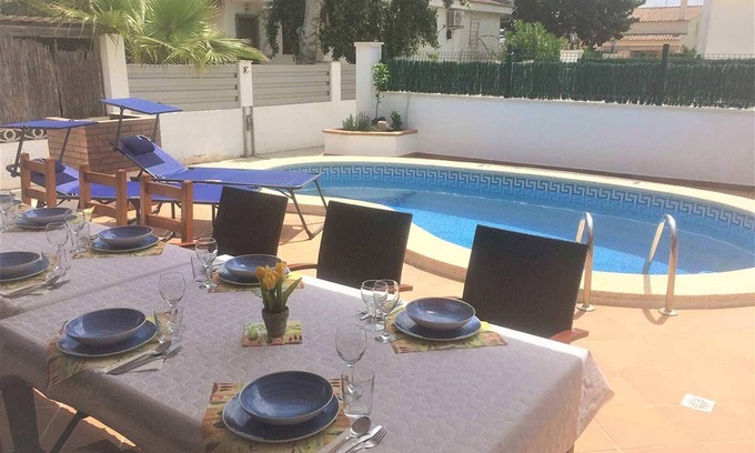Riumar House | Family Getaway: Pool, Pet-Friendly, Near Beach, Free WiFi, Optional AC