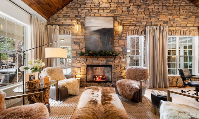 Heber Cabin | Family Getaway w/Theater Room, Fire Pit & Hot Tub!