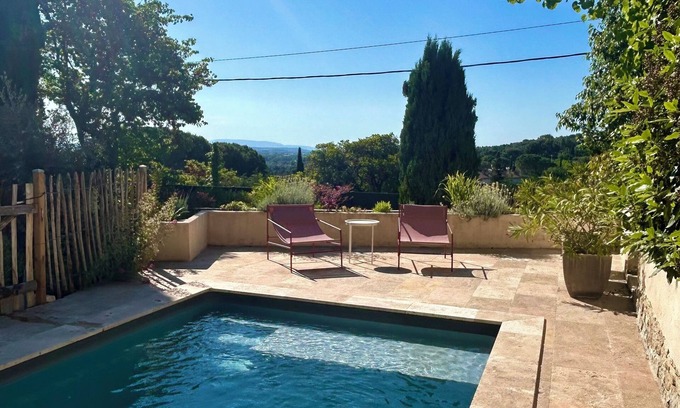 Villeneuve-les-Avignon House | Family home in Villeneuve les Avignon. Festival d'Avignon!