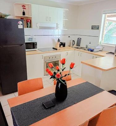 Bracken Ridge House | Family Haven Near Beaches
