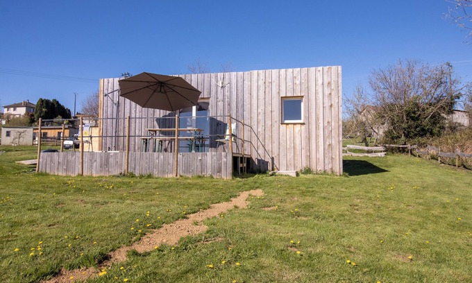 Lubersac House | Family Holiday Home in Lubersac – Pond, Garden, Peace & Comfort