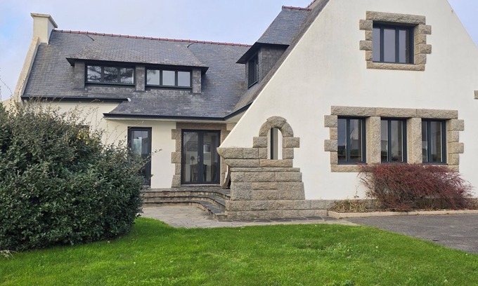 Trevignon House | Family home-300m from the sea-Port de Trévignon