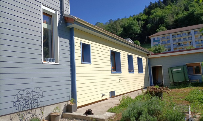 Saint-Claude House | Family home in a quiet area of Saint Claude