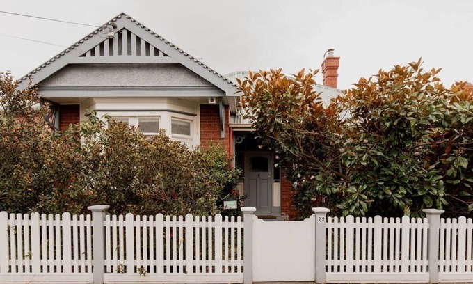 Sandy Bay House | Family Home in central Sandy Bay