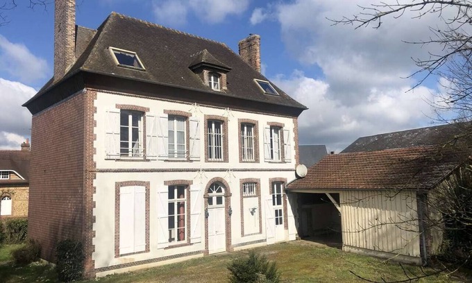 Les Aspres House | Family home in Perche