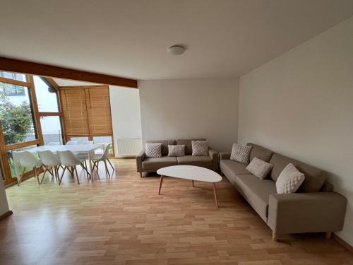 Neueiche House | Family home near Berlin
