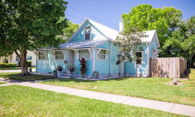 Saint Cloud House | Family Home with Private Pool & Yard Only 24 Mi to Disney