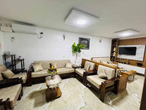‘Ayn ad Darahim House | family house ain draham