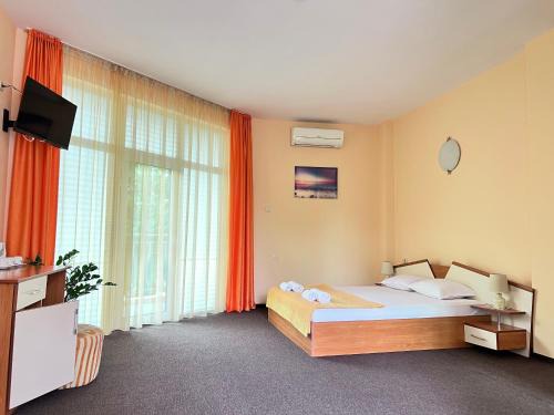 Nessebar New Town House | Family House Cherry