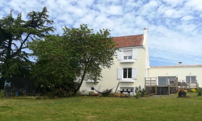 La Chapelle-Launay House | Family house 157m² - 5 bedrooms - WIFI - enclosed garden 1500m²