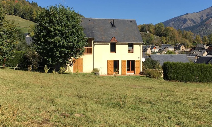 Peyragudes House | Family house near Lake Genos