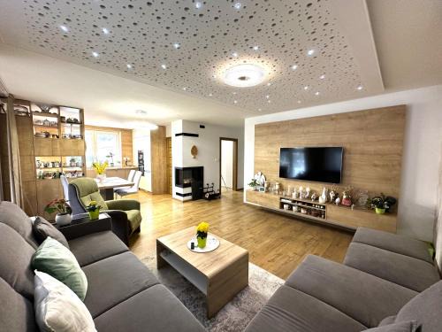 Trencianske Teplice Villa | Family House Teplice