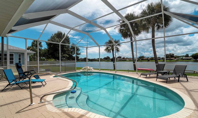 Port Charlotte House | Family Lake Front Getaway, Heated Pool Dock/Kayak