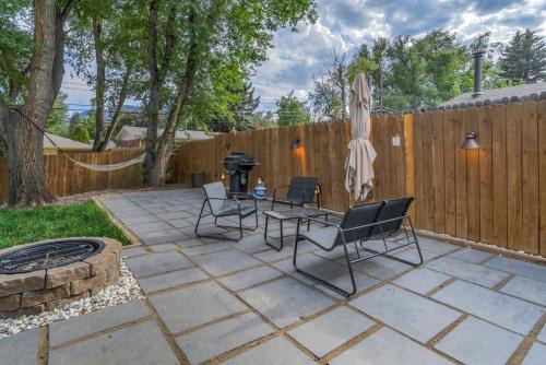 Skyway House | Family Oasis Offices Home Gym Fenced Yard