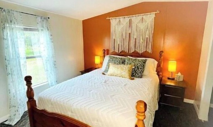 Plymouth House | Family Ready, Country Home