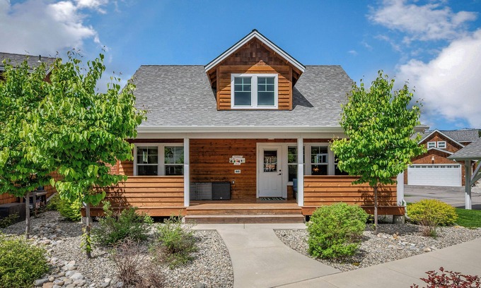 Dover Bay House | Family Rental | Pet Friendly | Dover Bay