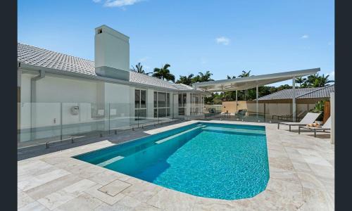 Burleigh Waters House | Family retreat in Burleigh