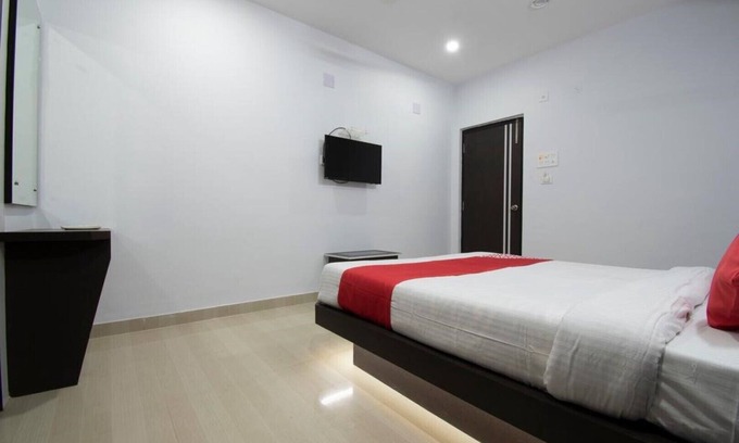 Danapur House | FAMILY ROOM 6-S G INTERNATIONAL