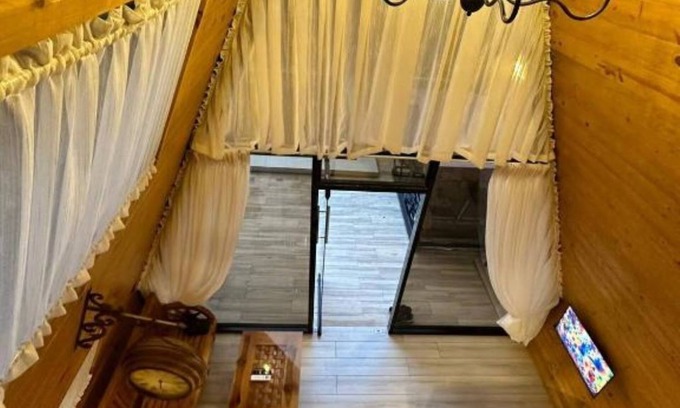 Silang Villa | Family Room - CD NatureViewnn