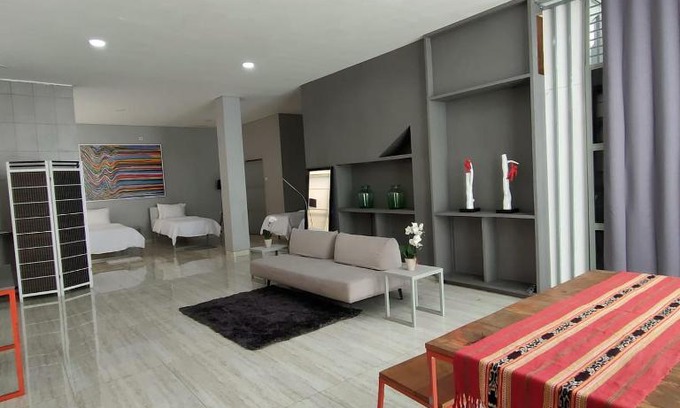 Bandung House | Family Room Gezonder Antapani